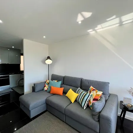 2 By Homing Apartman *