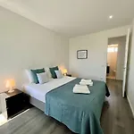 2 By Homing Apartment *