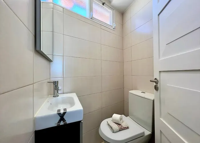 2 By Homing Apartman *